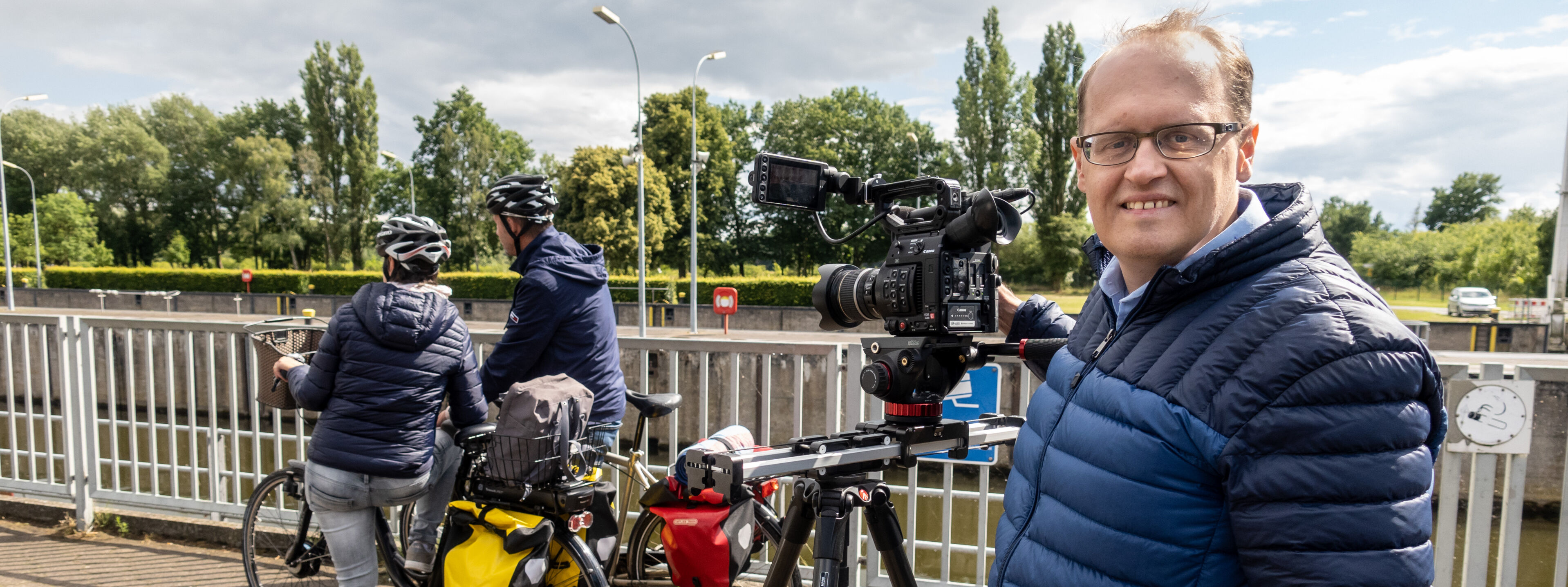 Director / cameraman with digital cinema camera for image film shoot
